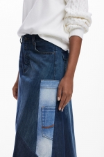 Fustă midi evazată din denim patchwork