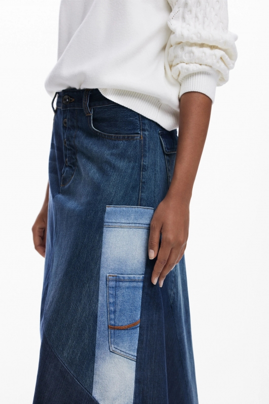Fustă midi evazată din denim patchwork