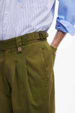 Pantaloni casual kaki cu curea reglabilă