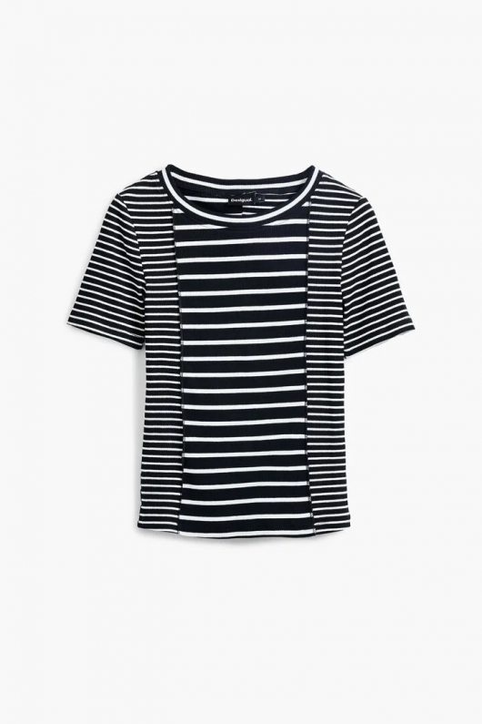Tricou alb cu dungi negre asimetrice