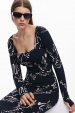 Rochie midi mulată cu imprimeu artistic multicolor