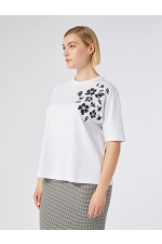 Tricou alb cu broderie florală și mâneci kimono