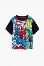 Tricou alb cu imprimeu Marvel și mâneci scurte