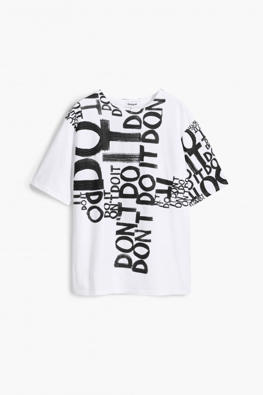 Tricou alb cu print text și mâneci scurte