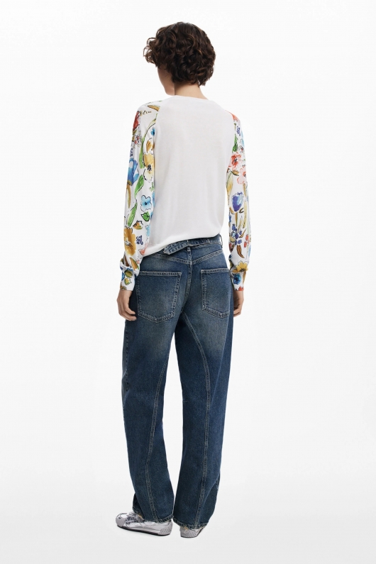 Pulover crem casual cu mâneci florale
