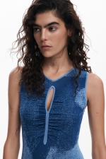 Rochie albastră tricotată asimetrică midi