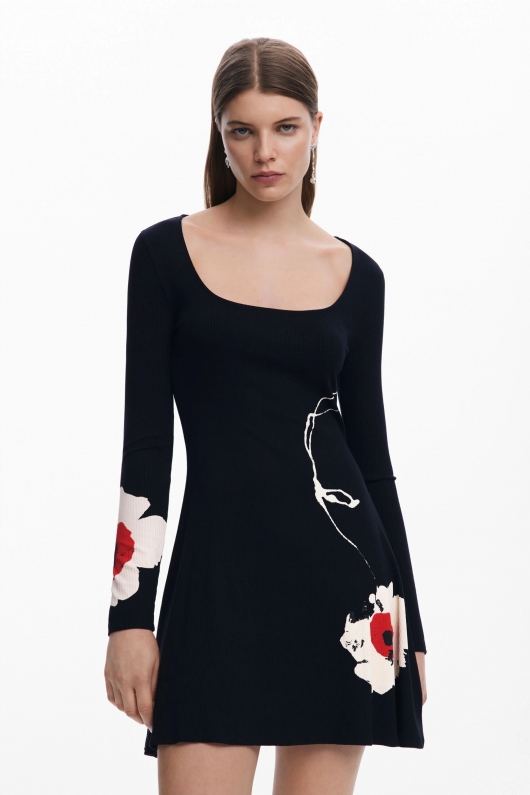 Rochie mini neagră tip cămașă cu flori