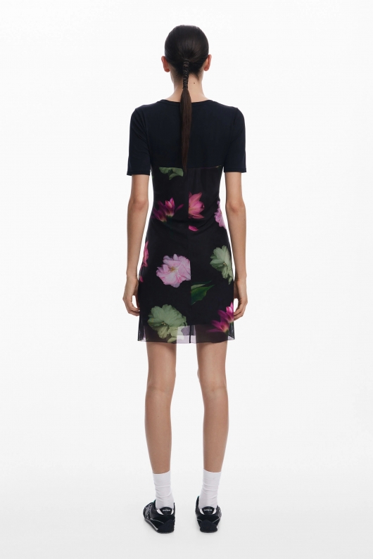 Rochie neagră tip cămașă cu print floral