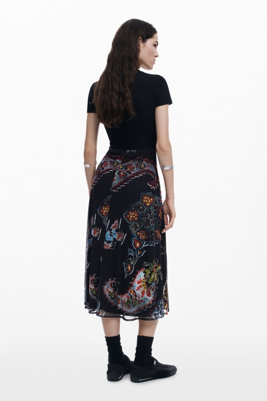 Rochie elegantă clos cu imprimeu floral multicolor