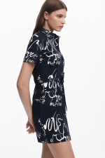Rochie neagra albă tip cămașă cu mâneci lungi