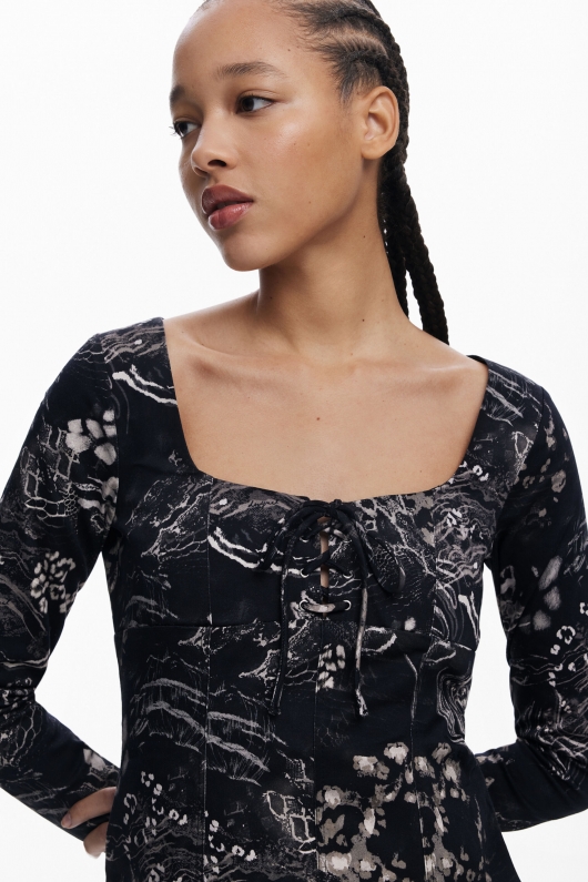 Rochie mini cu print floral