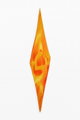 Eșarfă portocalie creponată cu logo