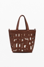 Geantă crossbody maro cu perforații și plic