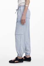 Pantaloni jogger denim albastru cu talie elastică