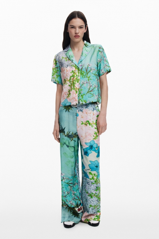 Pantaloni casual cu print floral multicolor