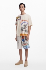Tricou crem cu imprimeu tropical și mâneci scurte