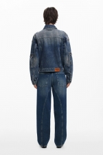 Jachetă denim albastru cu ținte decorative