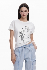 Tricou alb cu imprimeu floral și dantelă