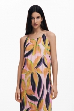 Rochie midi cu print floral tropical și volan