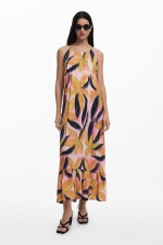 Rochie midi cu print floral tropical și volan