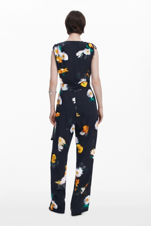 Salopetă neagră lungă cu print floral și curea