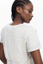 Bluză crem tricot cu vestă croșetată și fundă