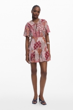 Rochie mini boho cu imprimeu floral și mâneci fluture