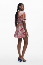 Rochie mini boho cu imprimeu floral și mâneci fluture