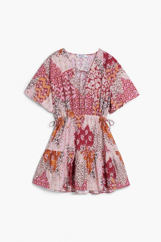 Rochie mini boho cu imprimeu floral și mâneci fluture