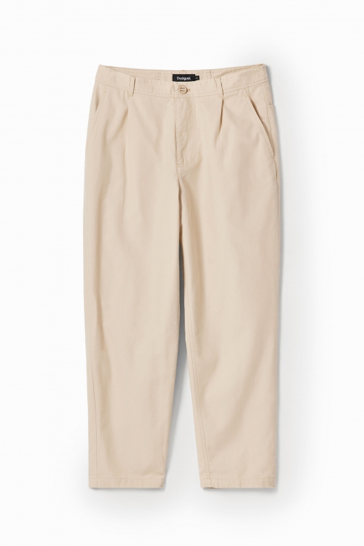 Pantaloni bej chino cu croială conică