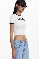 Tricou alb cu text și mâneci scurte