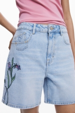 Pantaloni scurți denim albastru cu broderie florală