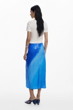 Tricou alb cu imprimeu și pietre aplicate