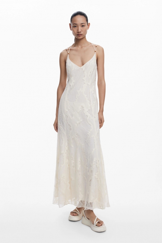 Rochie lungă alba din dantelă elegantă