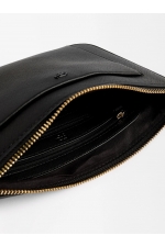Geantă crossbody neagră cu textură distinctivă