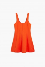 Rochie mini portocalie cu decolteu pătrat