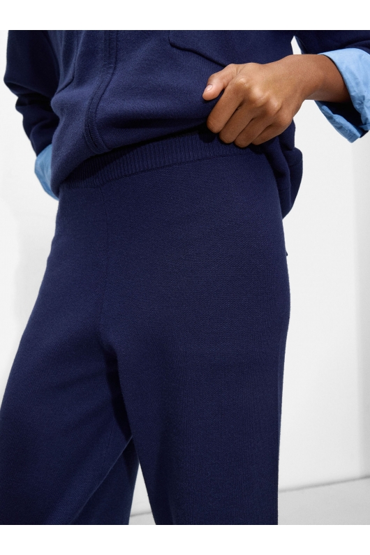 Pantaloni bleumarin casual cu croială dreaptă
