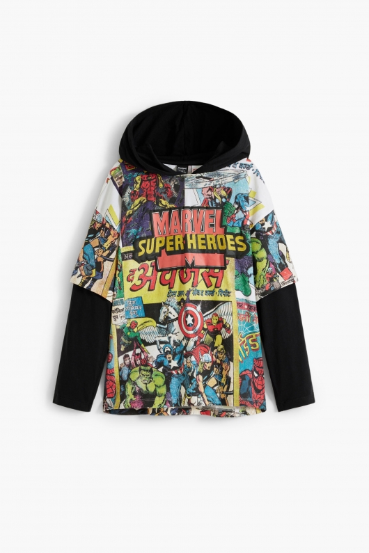 Bluză neagră cu imprimeu Marvel și glugă