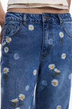 Pantaloni denim albastru cu broderie florală