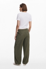 Pantaloni jogger kaki cu buzunare laterale