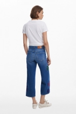 Pantaloni culotte din denim albastru spălat cu broderie
