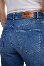 Pantaloni culotte din denim albastru spălat cu broderie