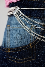 Pantaloni denim albastru închis, croi drept