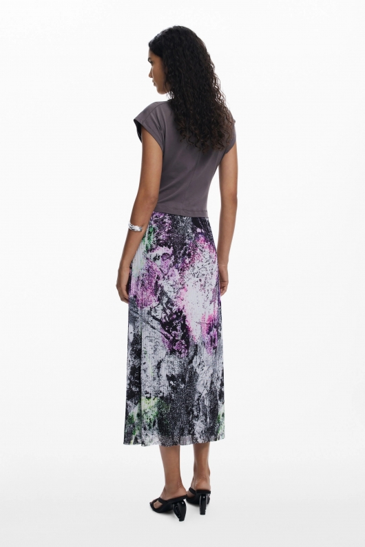 Rochie midi cu fustă plisată și print floral multicolor