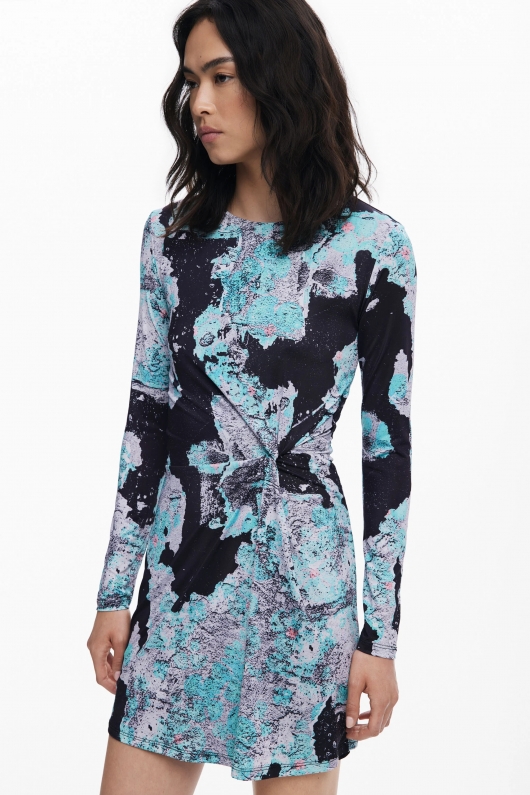 Rochie mini cu nod frontal și imprimeu artistic