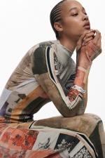 Rochie midi mulată cu guler înalt, multicoloră