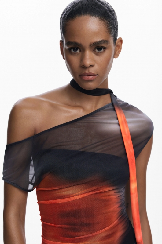 Rochie mulată multicoloră din chiffon drapată