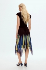 Rochie midi asimetrică cu fustă imprimată