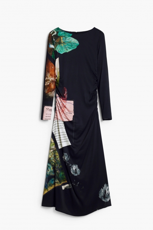 Rochie midi neagră cu print colaj și tiv asimetric