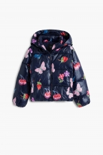 Geacă puffer scurtă albastră metalizată cu print
